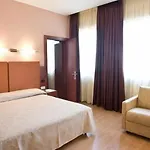 Bella Italia Palace 4* נוברה