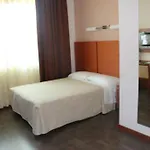 Bella Italia Palace 4* נוברה