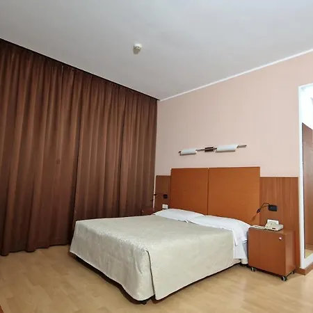 Bella Italia Palace 4*