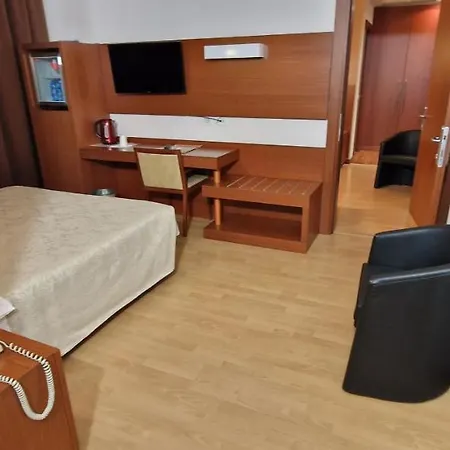 Bella Italia Palace Szálloda Novara