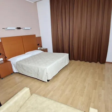 Bella Italia Palace 4* Novara