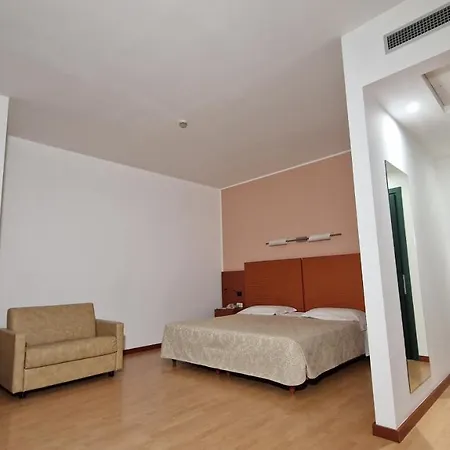 Bella Italia Palace 4*