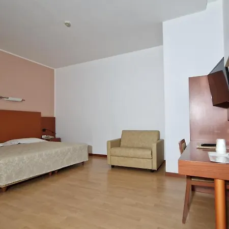 Bella Italia Palace 4*