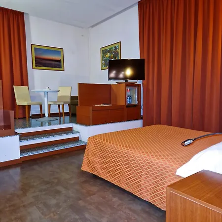 Bella Italia Palace 4* Novara