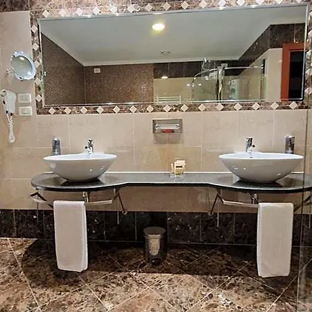 Bella Italia Palace Νοβάρα