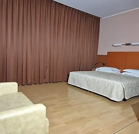Bella Italia Palace