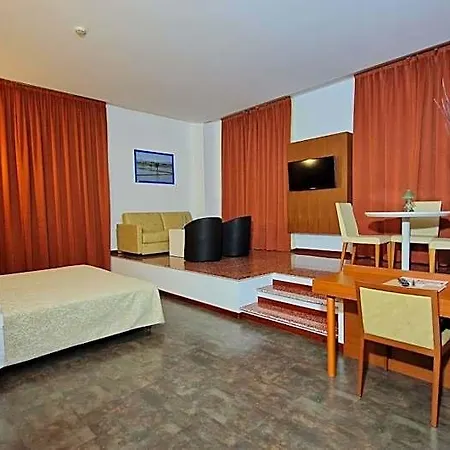 Bella Italia Palace 4*