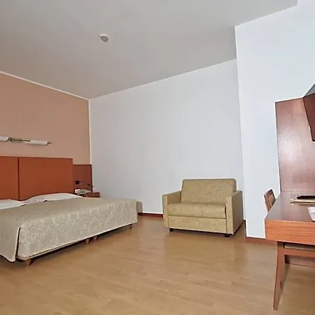 Bella Italia Palace 4*