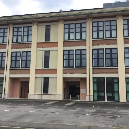 Bella Italia Palace Szálloda Novara