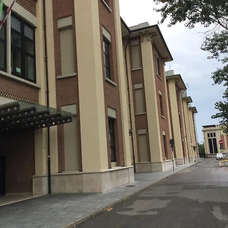 Bella Italia Palace 4*